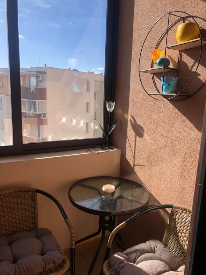 Flowers Garden Apartment Veliko Tărnovo Esterno foto