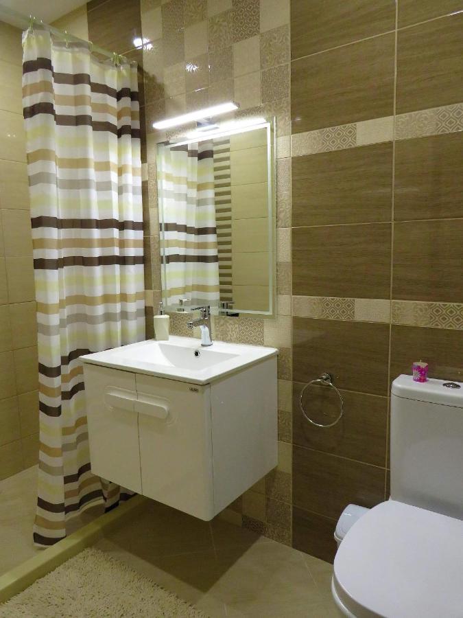 Flowers Garden Apartment Veliko Tărnovo Esterno foto